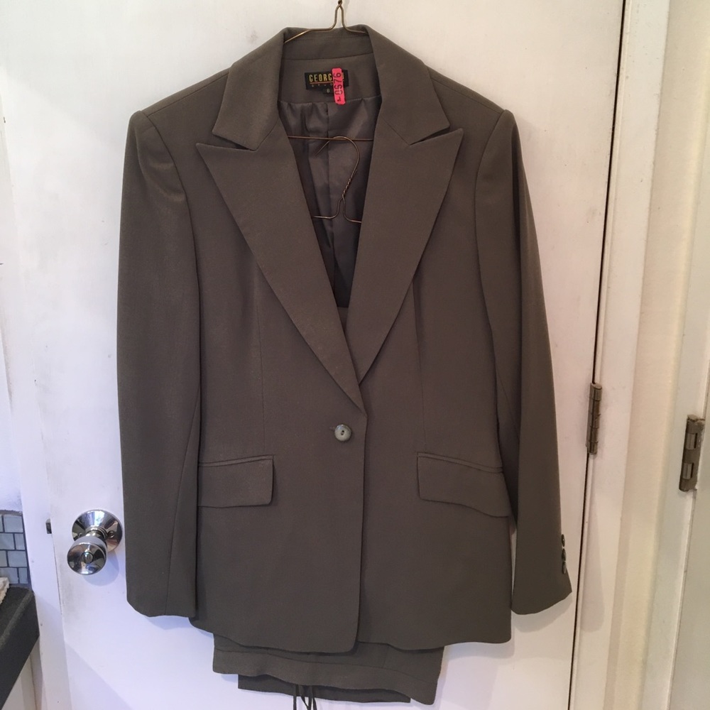 Georgiou Studio 100% wool business suit
