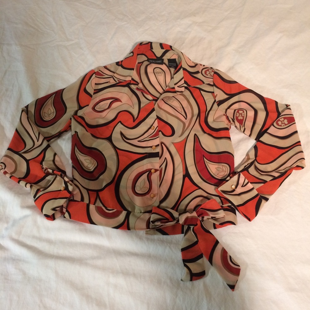 New York & Co Fall Colors Mod Poly Blouse Size S