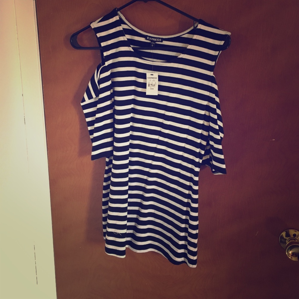 Express Cutout shirt