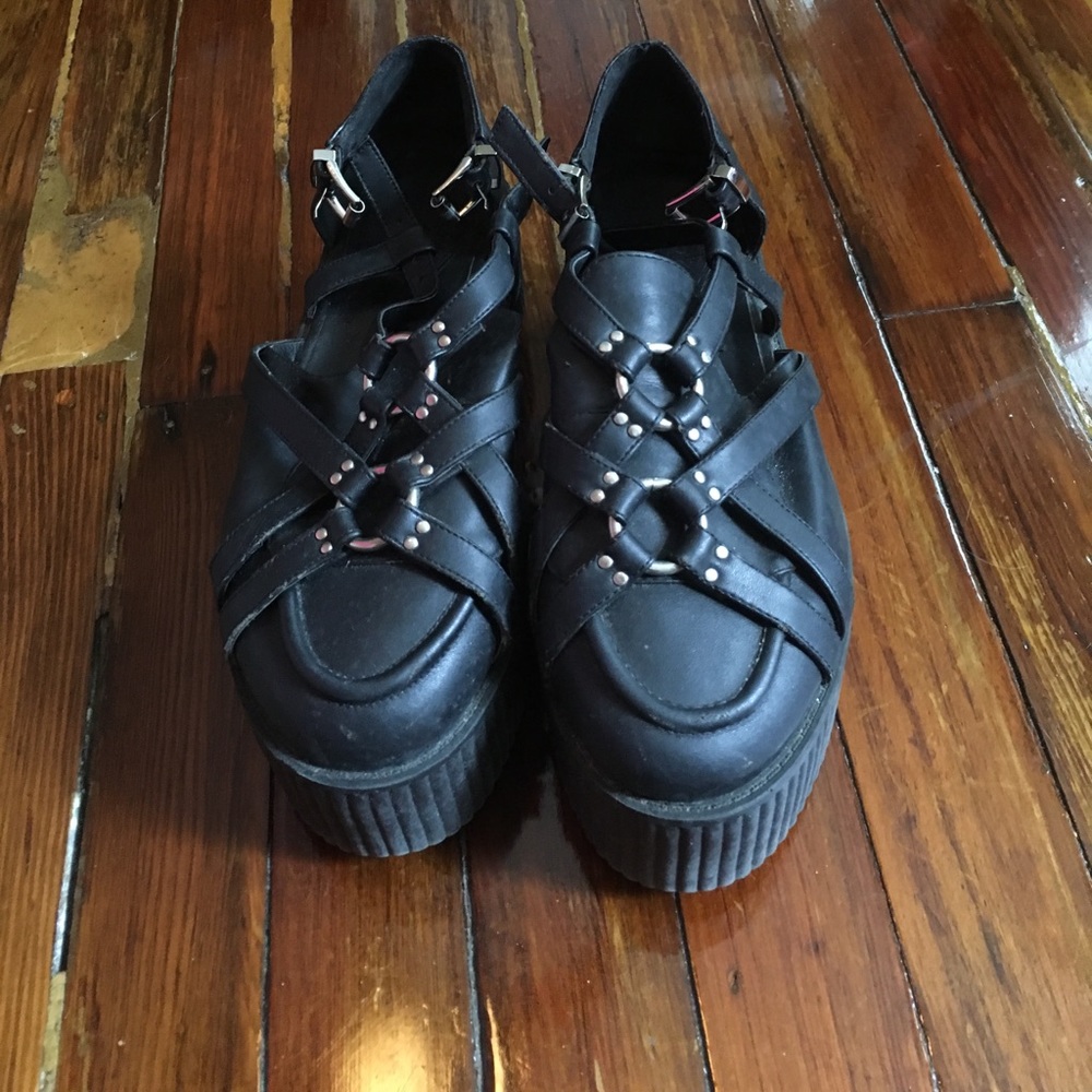 UNIF bound platform