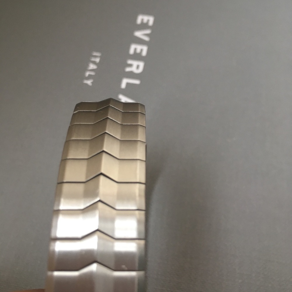 Watch - Picture 2 of 4