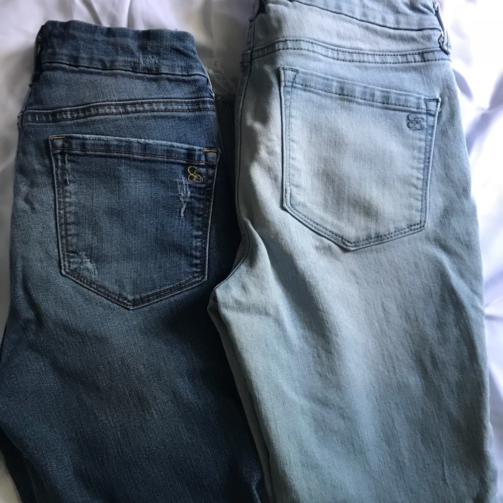❌sold❌2 pairs of skinny jeans