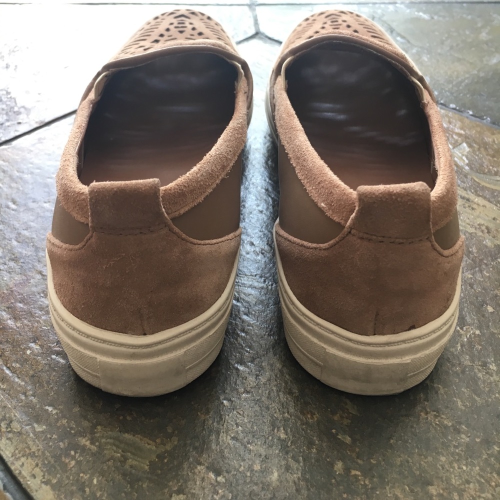 Weekend Shoes 👟 - Picture 3 of 5