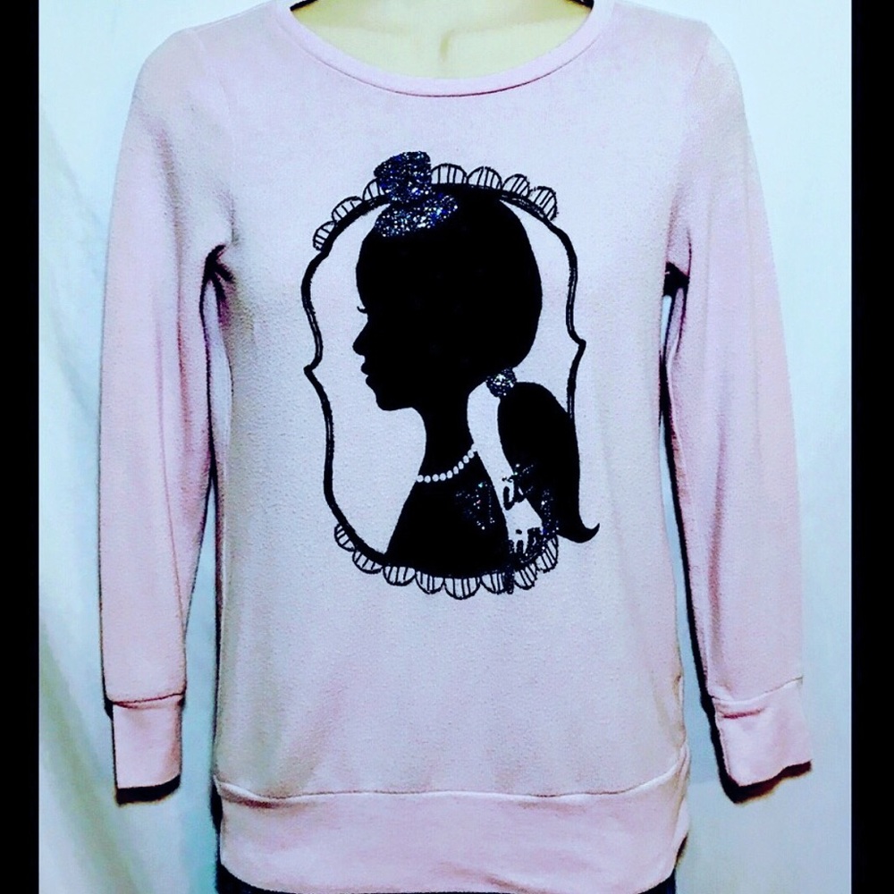 Girls size large, worn as adult small.