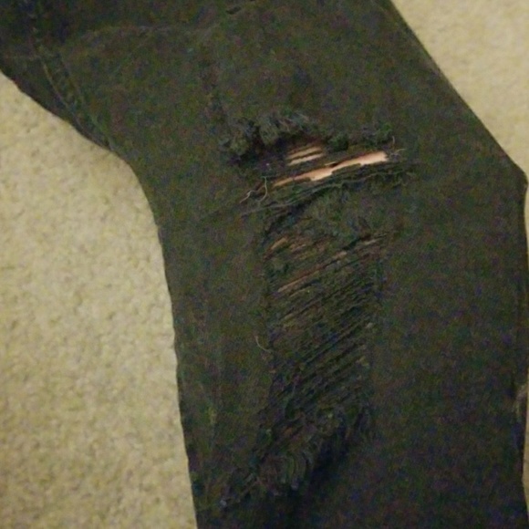 Pants - Picture 6 of 7