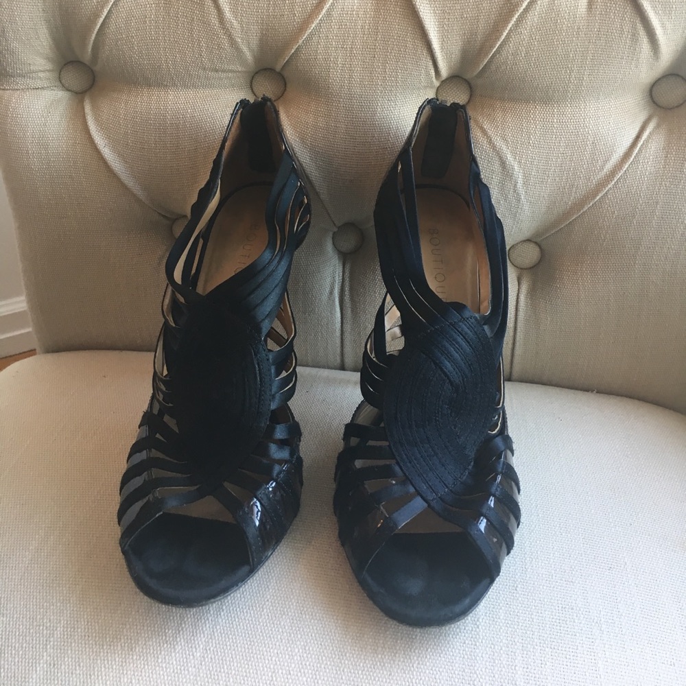 Black Strappy Pumps