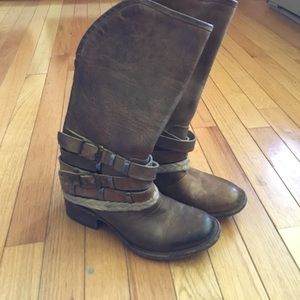 Freebird by Steve Madden Drover Boots