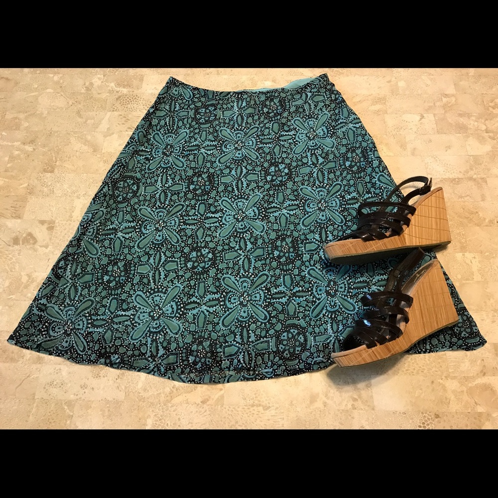 East 5th skirt Size 4