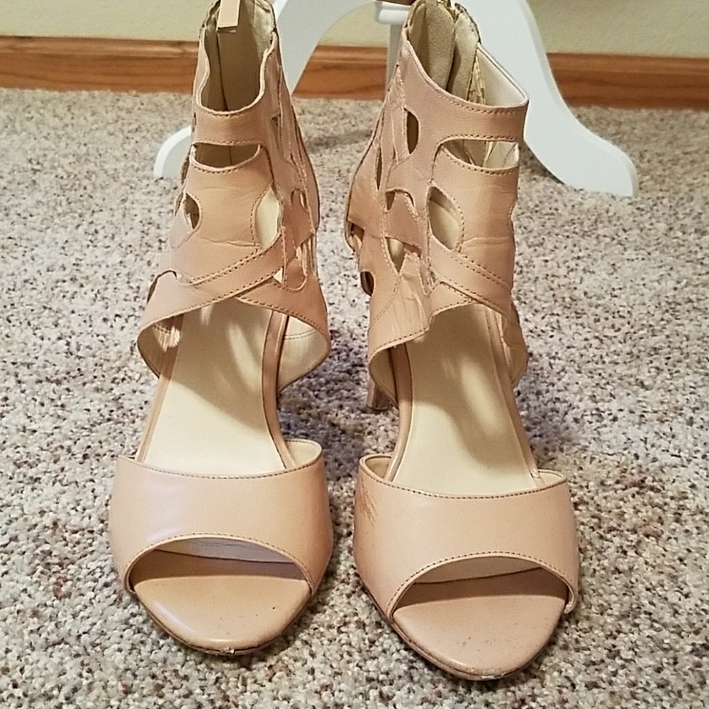 Nine West light pink heels