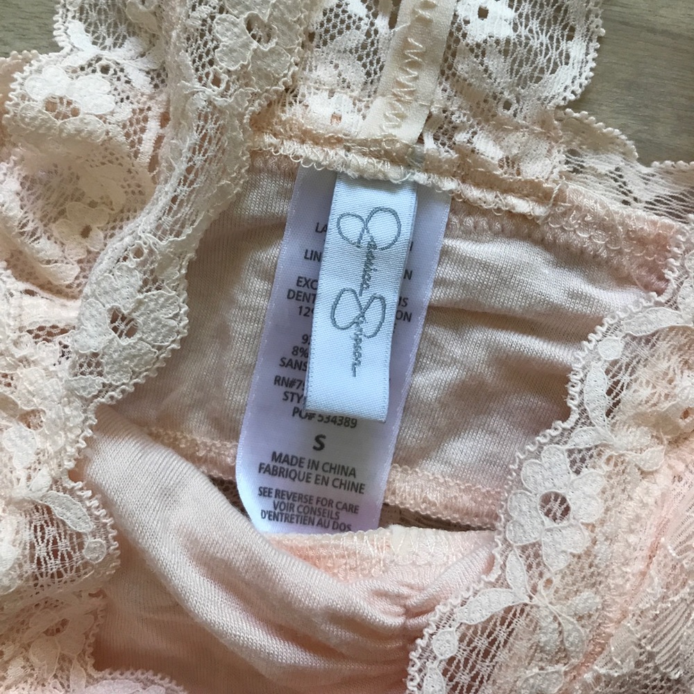 Jessica Simpson Bra - Picture 3 of 4