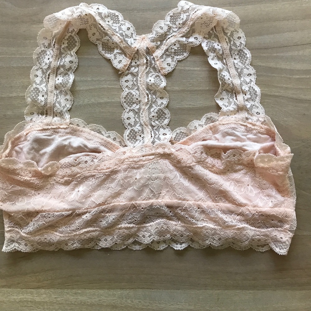 Jessica Simpson Bra - Picture 4 of 4