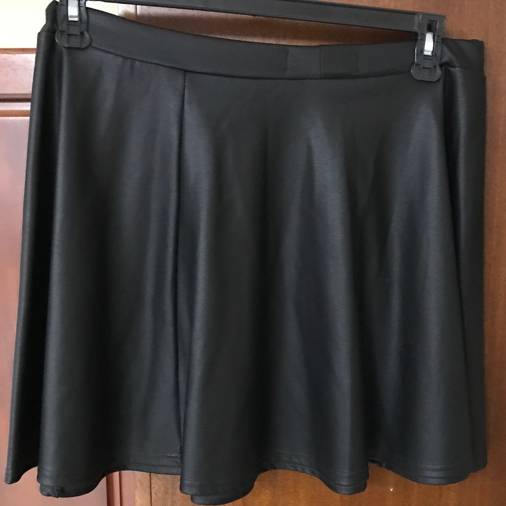 Sexy black pleather skirt