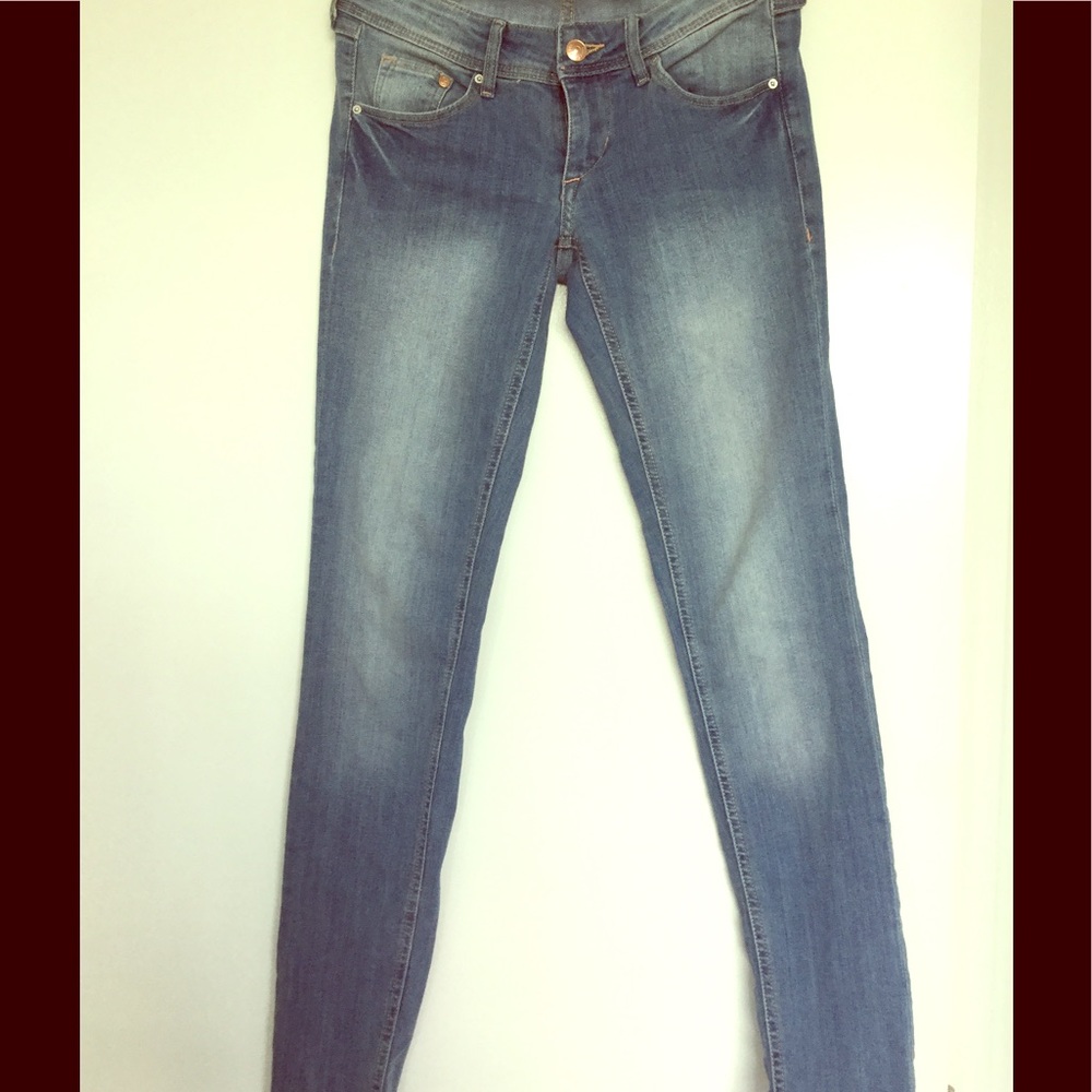 Light Wash H&M Jeans - Never Worn