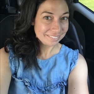 Meet your Posher, Ashley