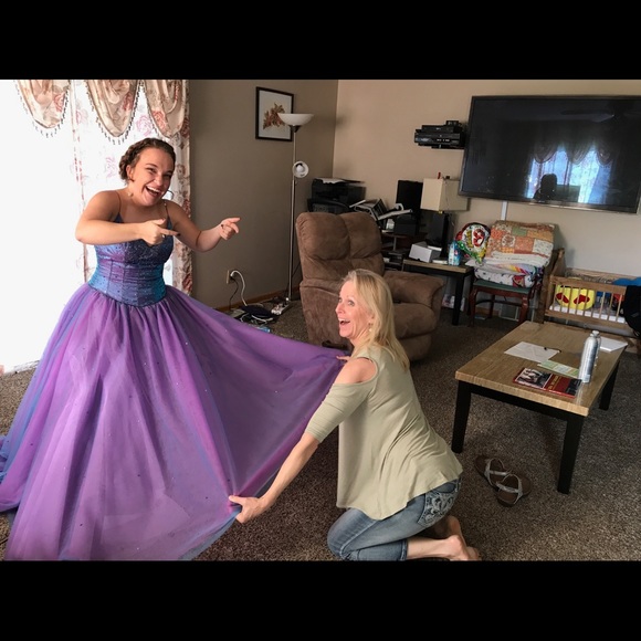 Corset tulle Prom dress - Picture 2 of 8