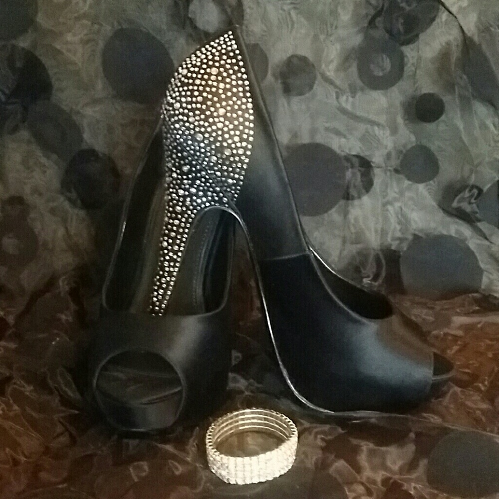 Steve Madden Rhinestone Heels Size 9.5