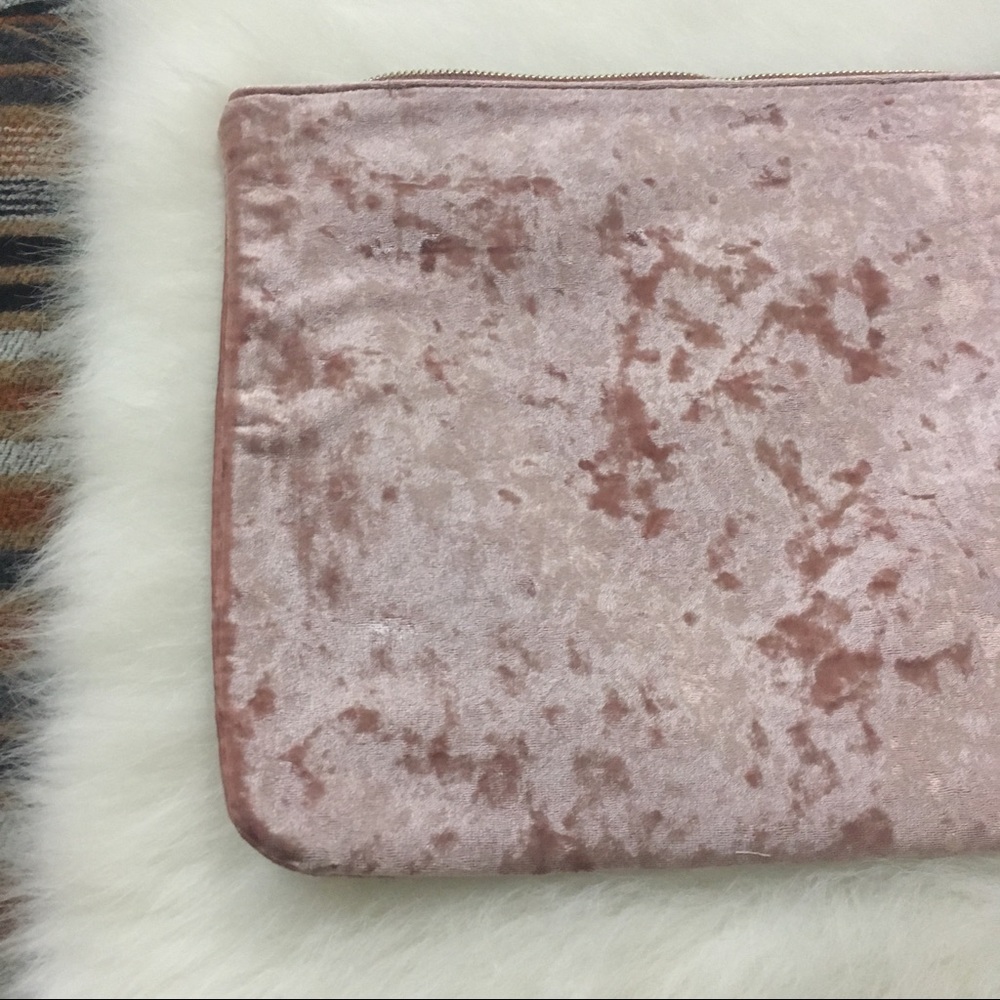 Oversized Crushed Velvet Pouch/Clutch - Picture 5 of 7
