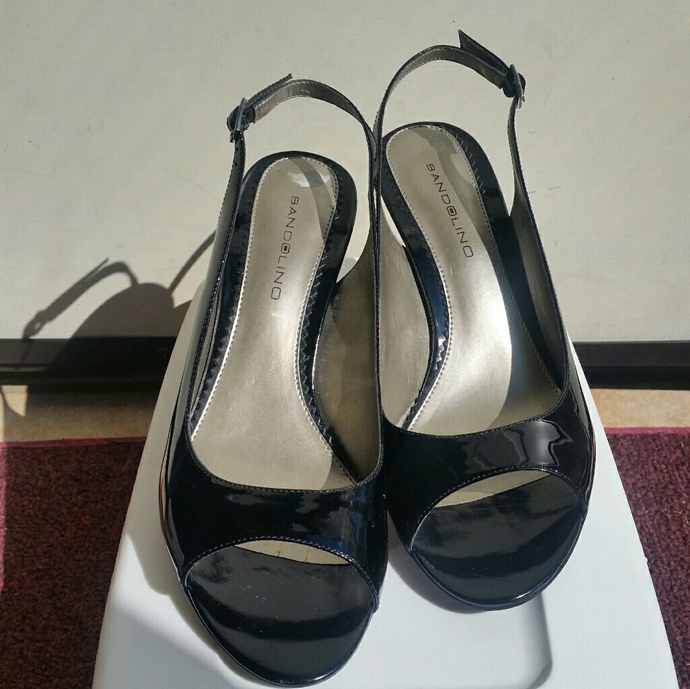 Women's shoes