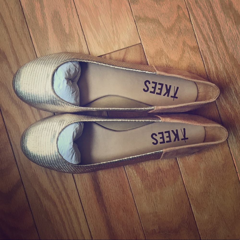 Brand NEW in box Tkees Ballet Flats!