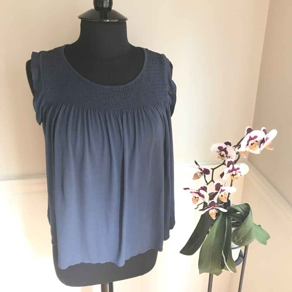 Loft Sleeveless shirt