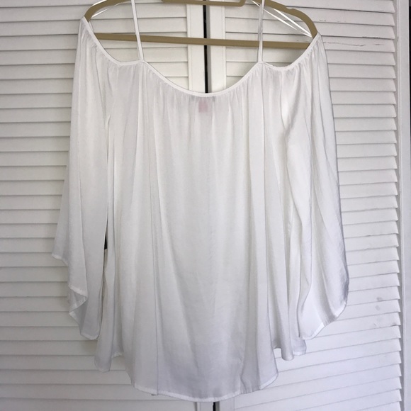 White Cold Shoulder Top - Picture 3 of 4