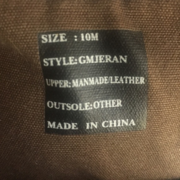 Guess Sneaker, Men's, Sz 10 - Picture 5 of 7