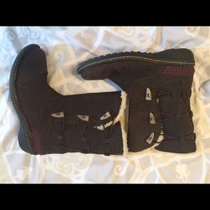 UGG Kona Chocolate Brown Warm Winter Boots