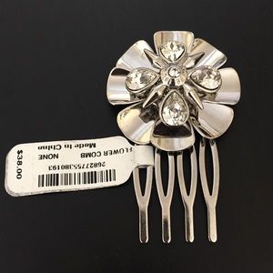 Henri Bendel Jeweled Flower Hair Comb