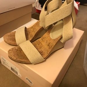 EUC BCBG wedges size 8