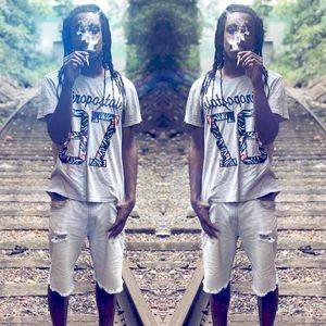 Meet your Posher, Tavares