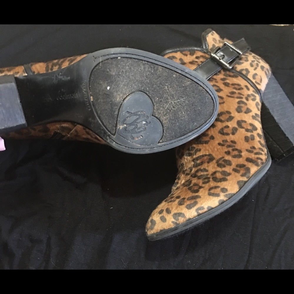 Libby Edelman leopard booties