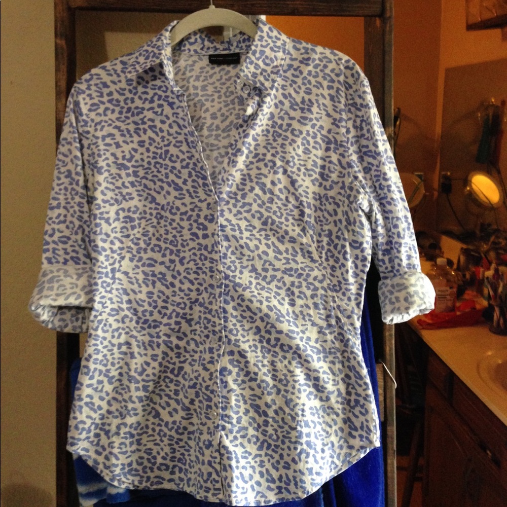 Blue cheetah print button up