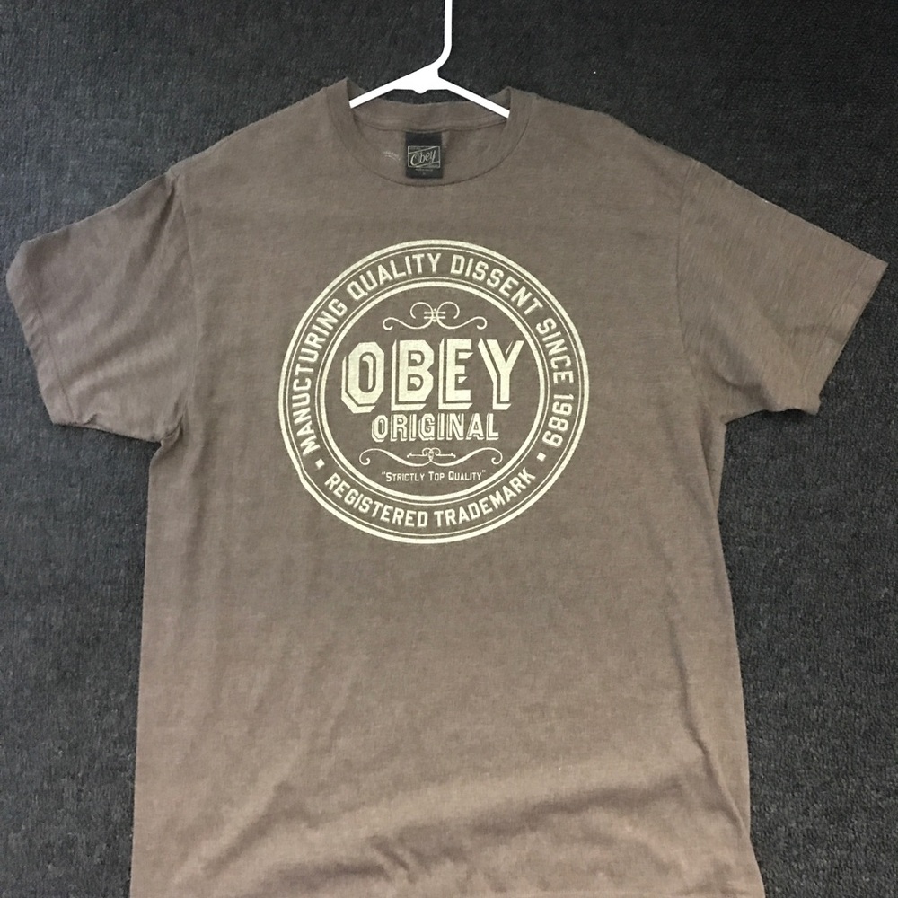 Obey Tee