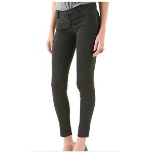 J. Brand 620 Super Skinny Jeans in Conifer