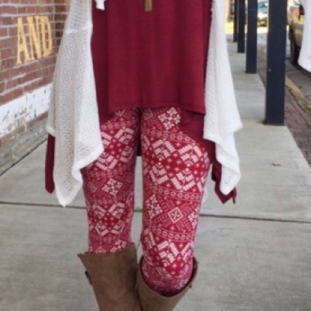 ❌SOLD OUT❌Super Soft Holiday Print Leggings