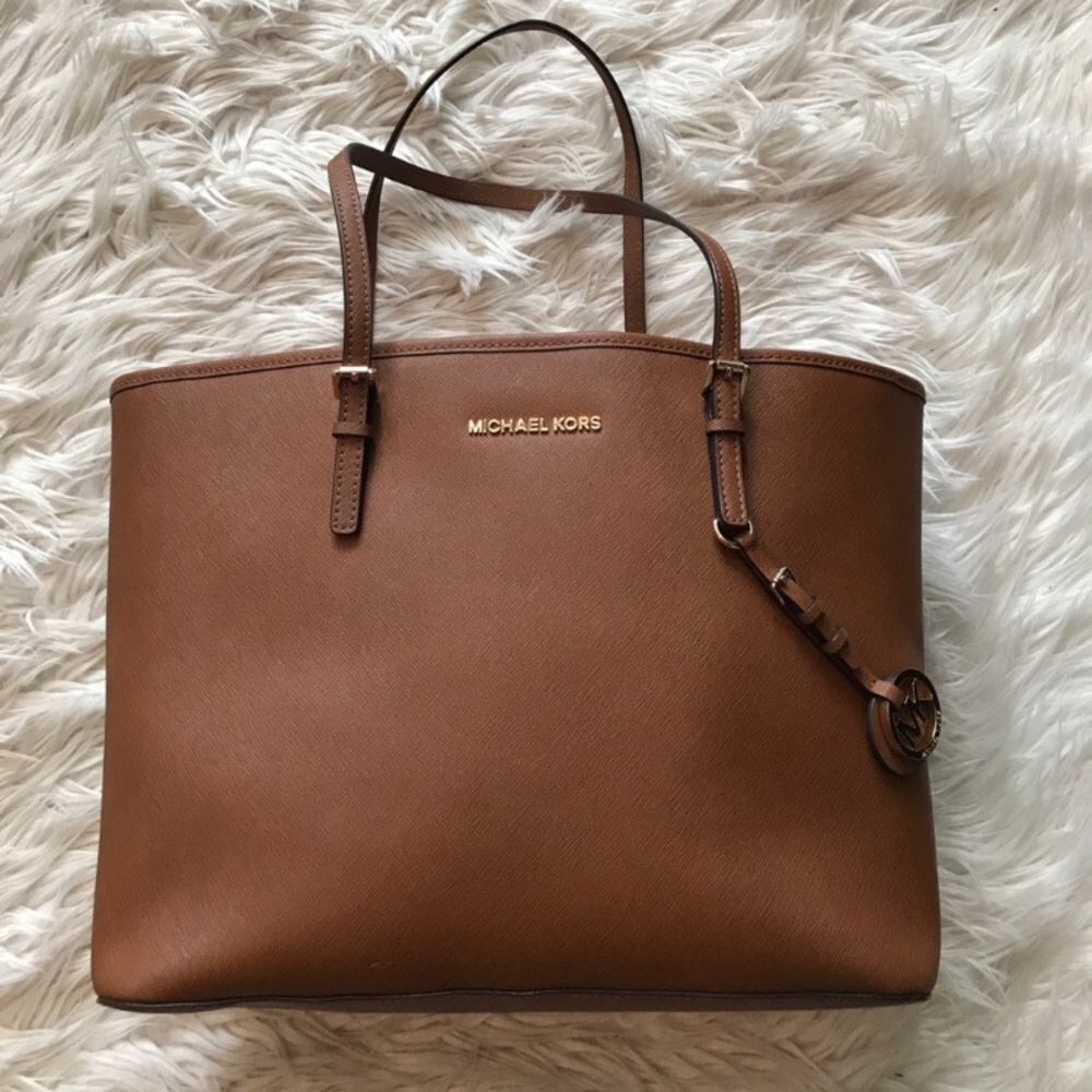 Michael Kors Jet Set Tote