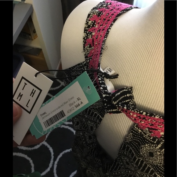 THML Embroidered Maxi dress - NWT - Picture 4 of 4