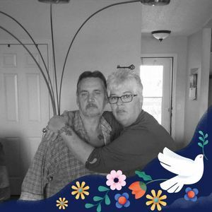 Meet your Posher, Lois