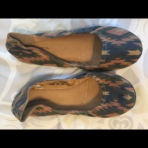 Aztec Tribal Flats Mossimo Target Boho