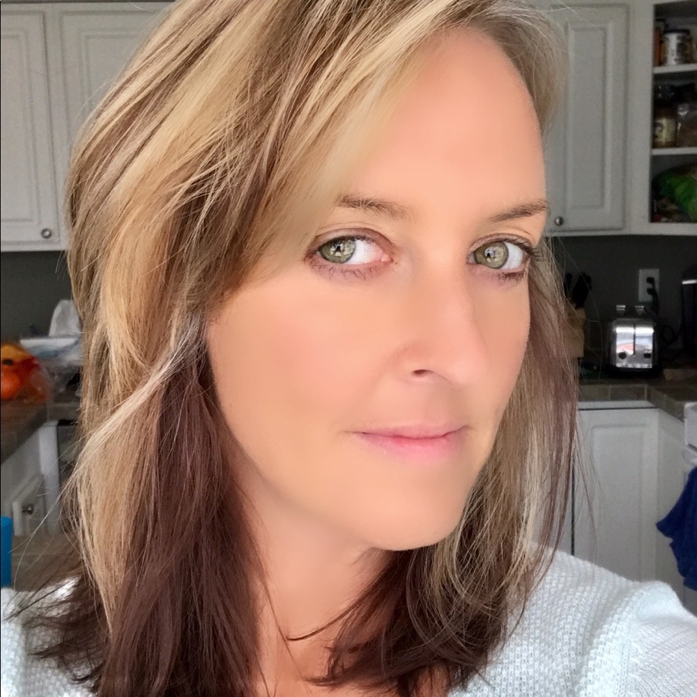 Meet your Posher, Andrea