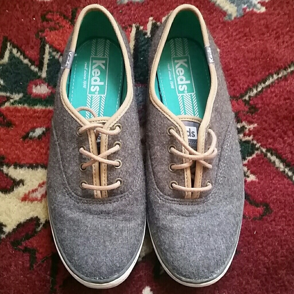 Grey Felted Keds