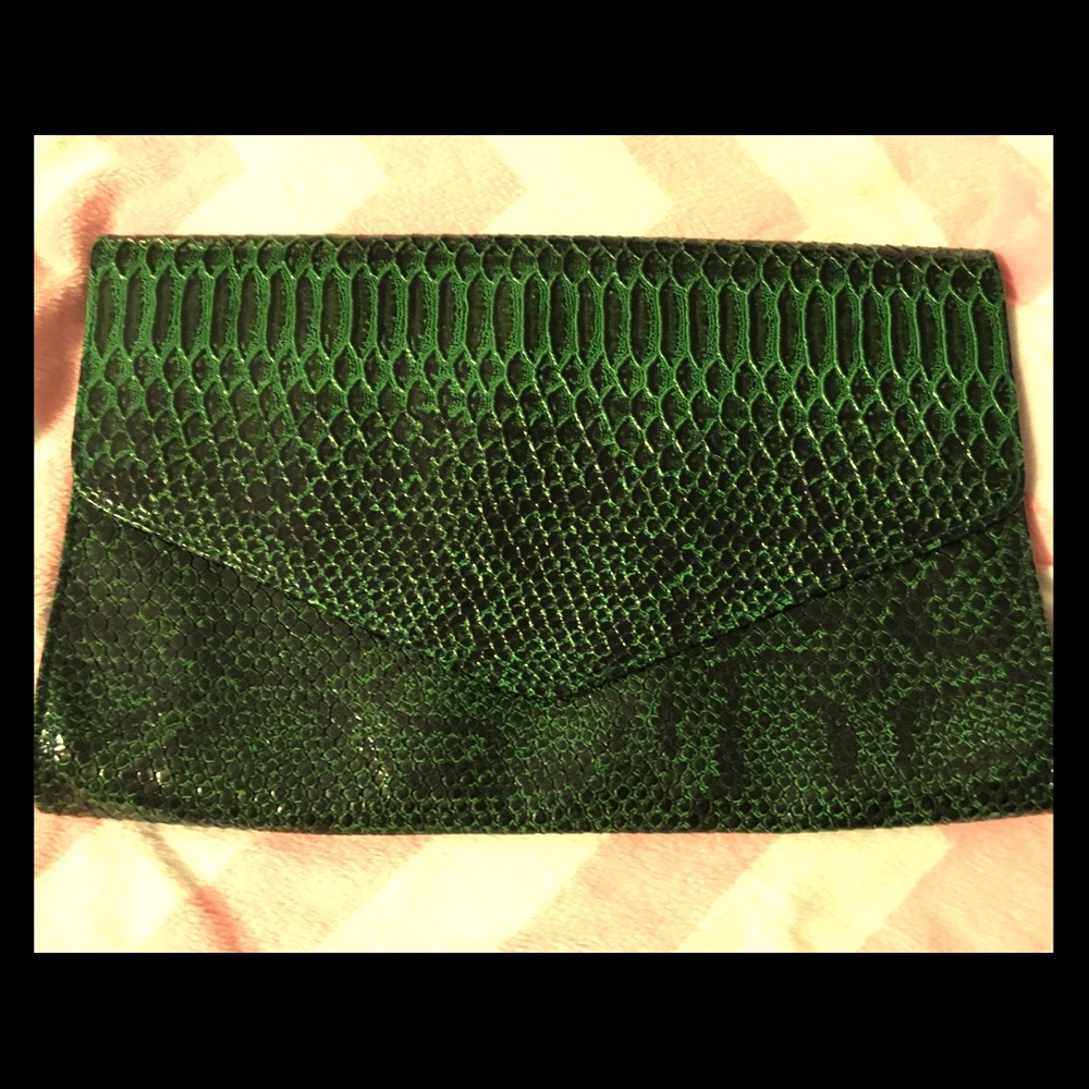 Green Snake Skin Clutch 🐍