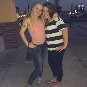 Meet your Posher, Abby