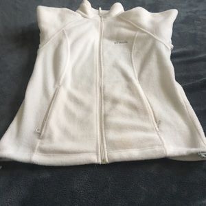 Cream colored Columbia fleece. Great condition.