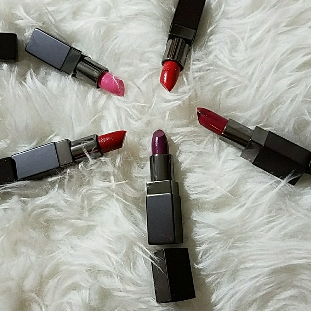 🎊HOST PICK💄👄Laura Mercier Lippies