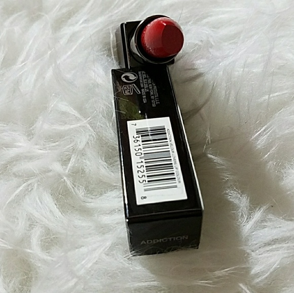 🎊HOST PICK💄👄Laura Mercier Lippies - Picture 2 of 7