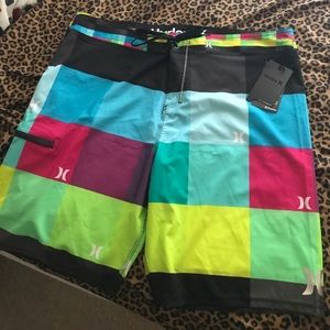 BNWT Hurley Phantom multi-colored boardshorts