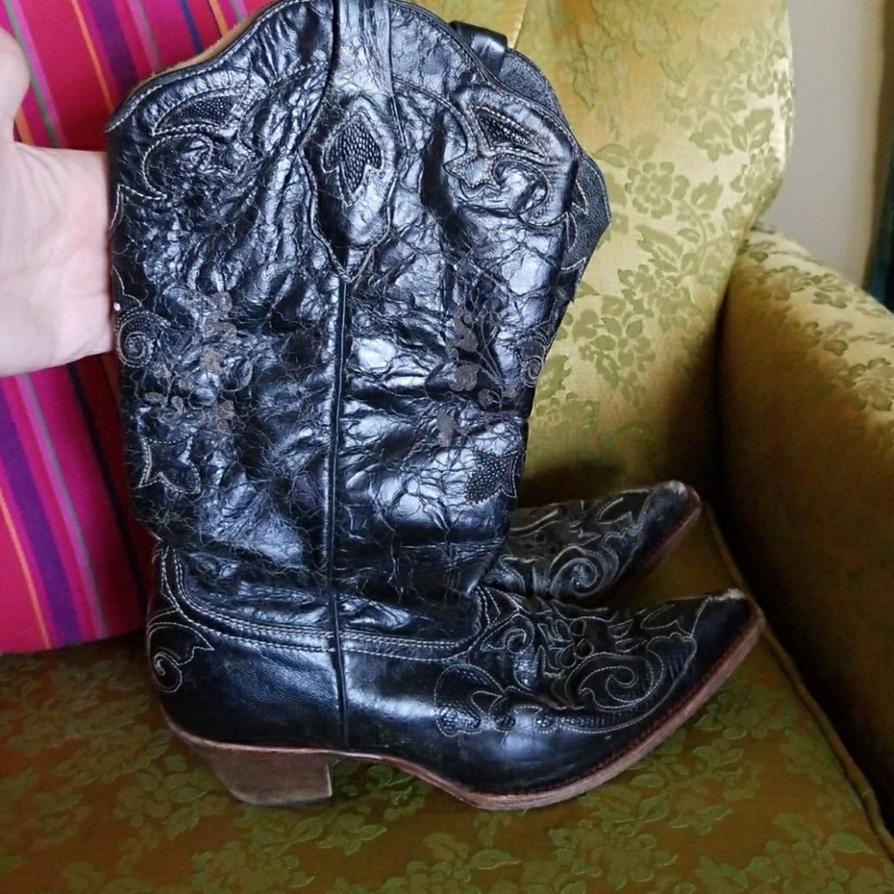 Corral cowgirl boots