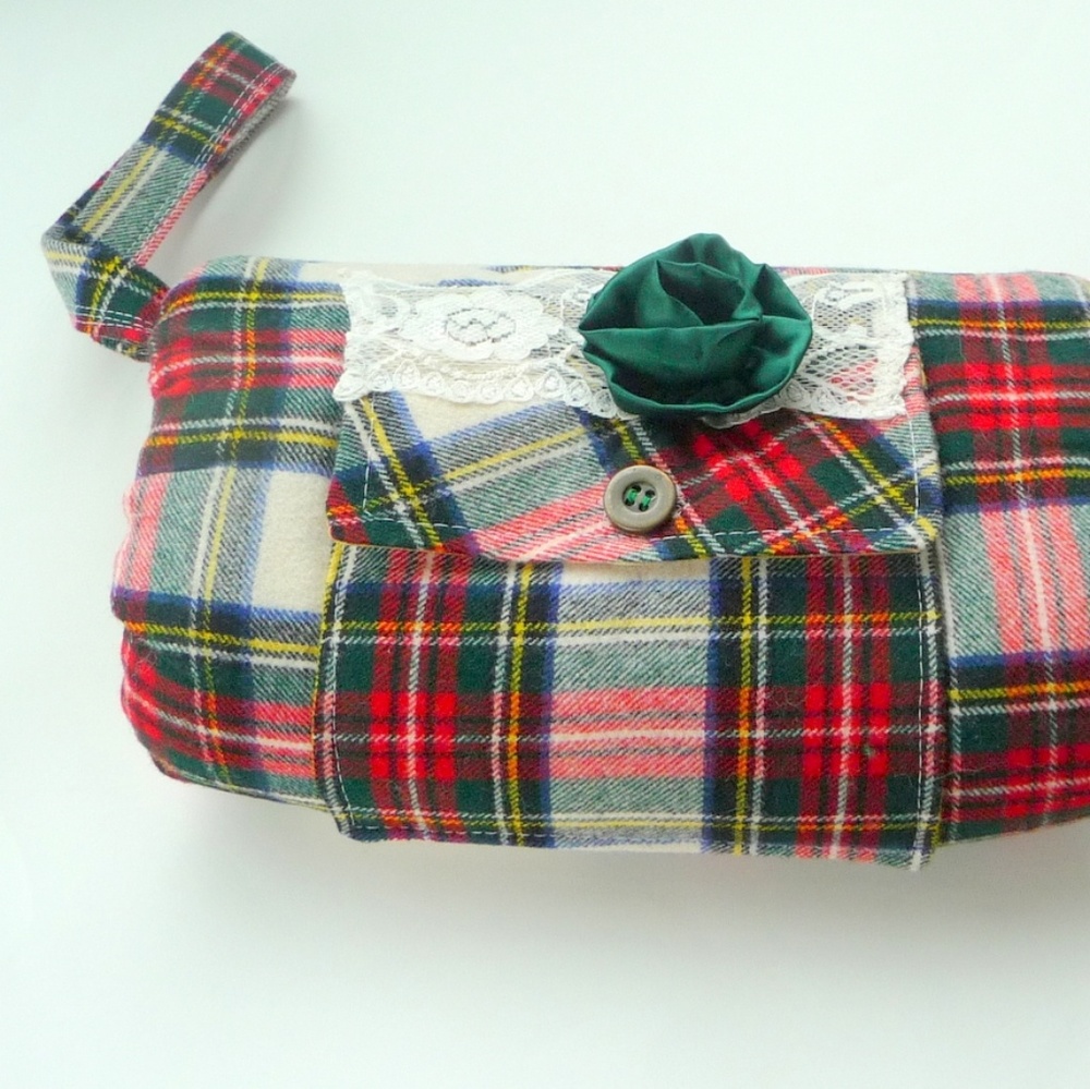 Handwarmer Bridal Scotland Tartan Red Kilt Wool Plaid Fabric Wristlet Outlander - Picture 3 of 5