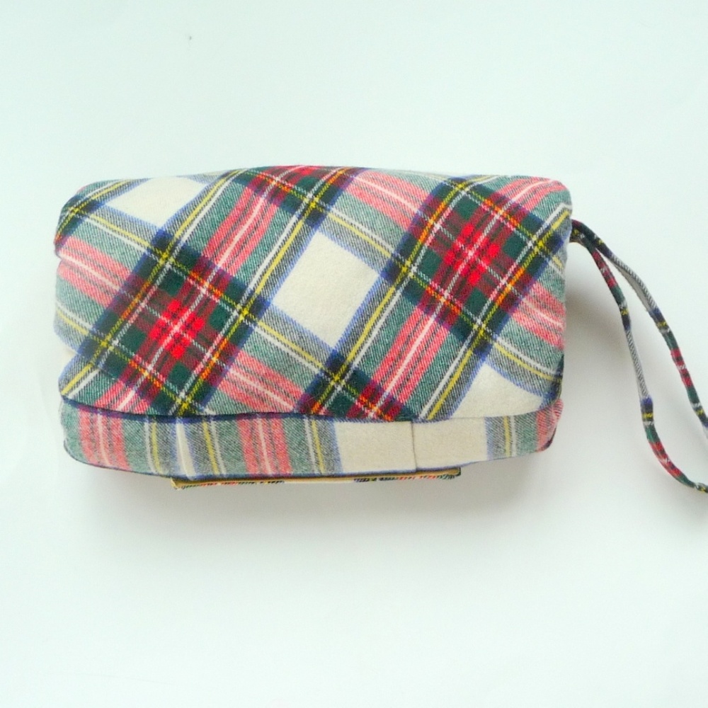 Handwarmer Bridal Scotland Tartan Red Kilt Wool Plaid Fabric Wristlet Outlander - Picture 4 of 5